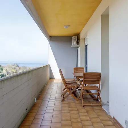 Piscina Gratis, Paradise Sea View
